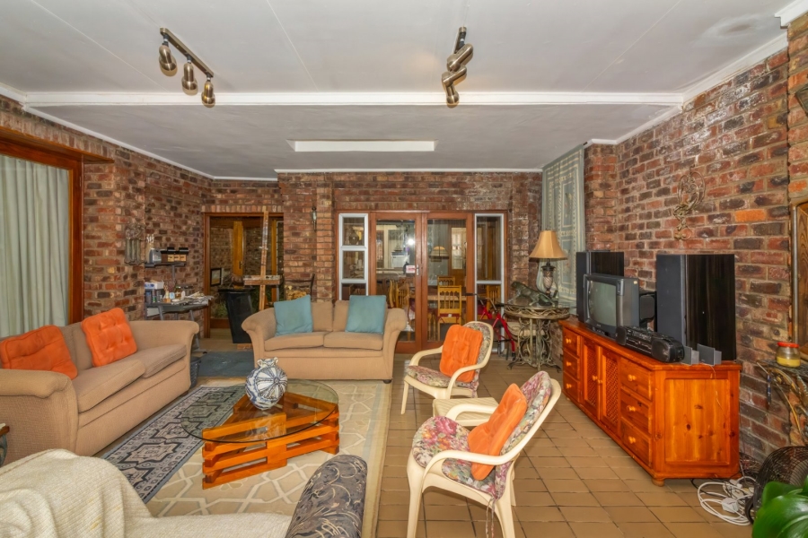 4 Bedroom Property for Sale in Jordania Free State